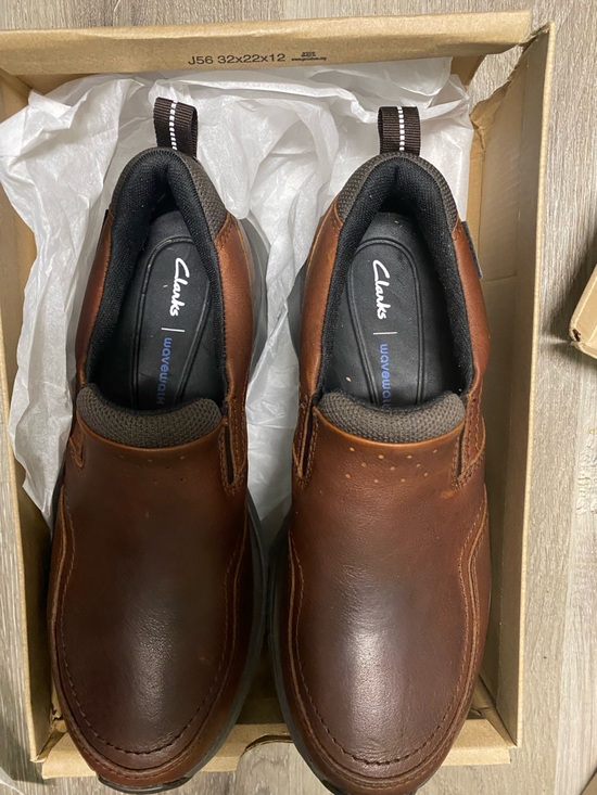 Clarks Men’s Brown Leather Slip-On Loafers main image 8